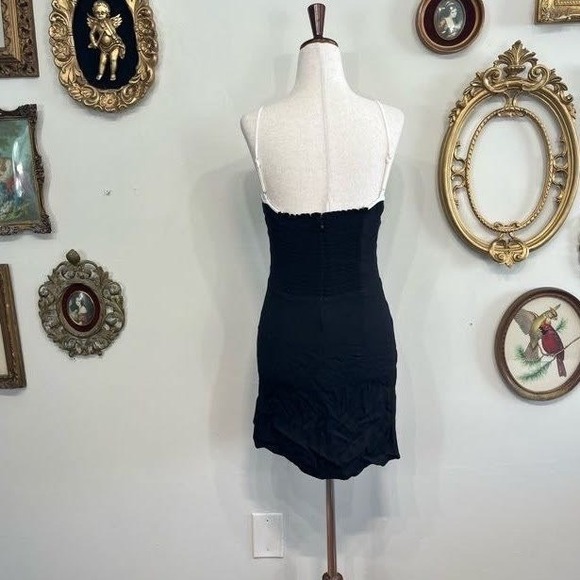 Reformation Black & White Contrast Mini Dress - Size 4 - Picture 3 of 8